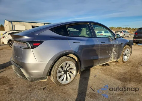 2026 Tesla Model Y z USA, uszkodzony, nr VIN 7SAYGDEE4TA393162